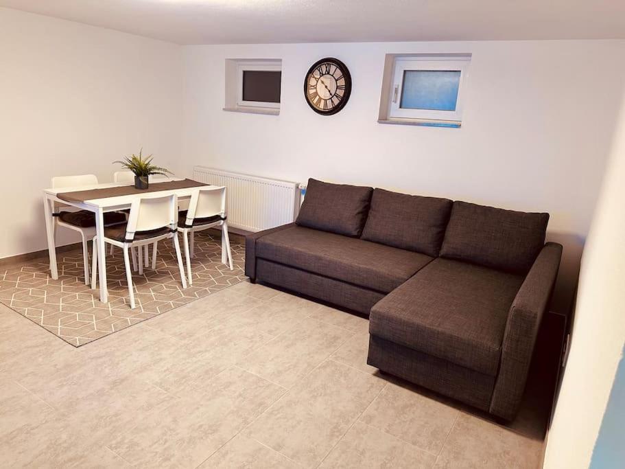 Gemuetliche Wohnung In Leverkusen Esterno foto