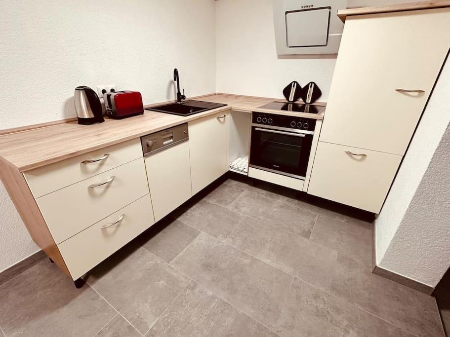 Gemuetliche Wohnung In Leverkusen Esterno foto