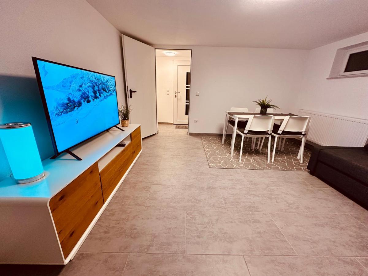 Gemuetliche Wohnung In Leverkusen Esterno foto