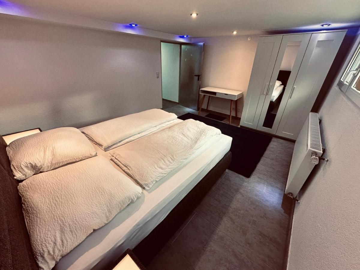 Gemuetliche Wohnung In Leverkusen Esterno foto